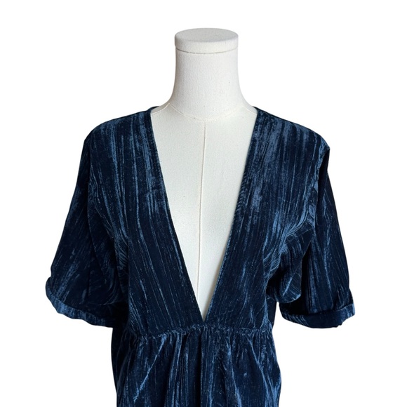 Natural Life - NWT Velvet Burnout Deep V Short Sleeve Dress Sz L/XL - Picture 4 of 8